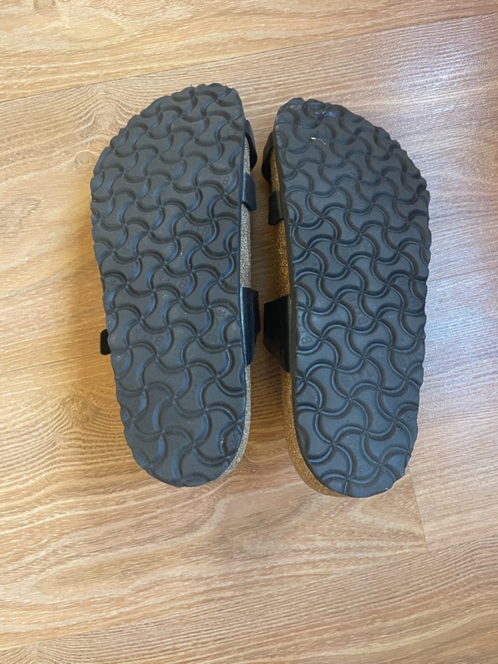 Birkenstock Black Buckle Mayari Sandal - Picture 4 of 4